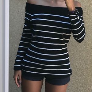 Beautiful blouse ! 🖤🖤